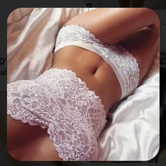 SOLD OUT- ❤︎ VICTORIA SECRET White Lace Panties - Picture 6 of 11